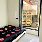 With A Bathroom And Private Entrance Door * ベルリン