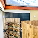 With A Bathroom And Private Entrance Door アパート *