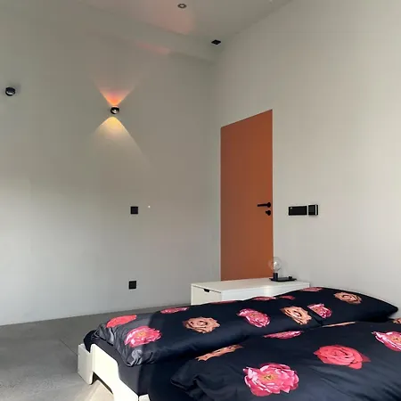 With A Bathroom And Private Entrance Door *