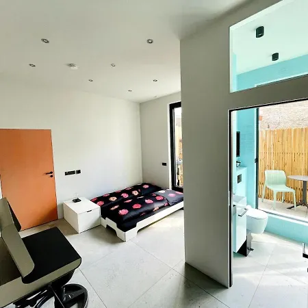 With A Bathroom And Private Entrance Door Apartmán